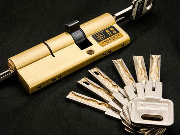 奉化24小时上门开锁公司